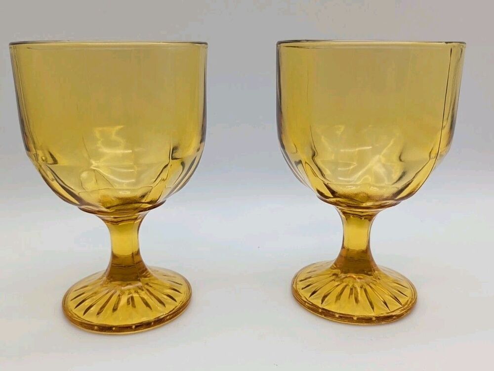 2 Vtg Amber Glass Goblet Ice Tea Gold Stemmed Schooner Anchor Hocking 6” Water
